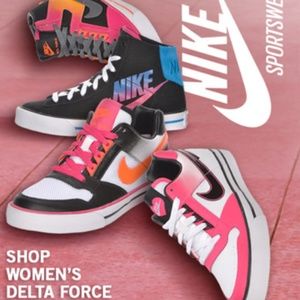 👄Brand New Rare Nike Delta Force Shoes